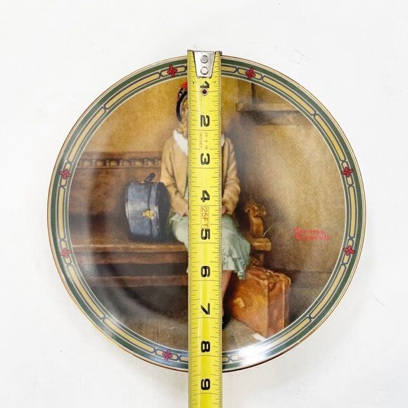 Norman Rockwell “A Young Girl’s Dream” Painting Limited Edition Plate - Picture 2 of 3